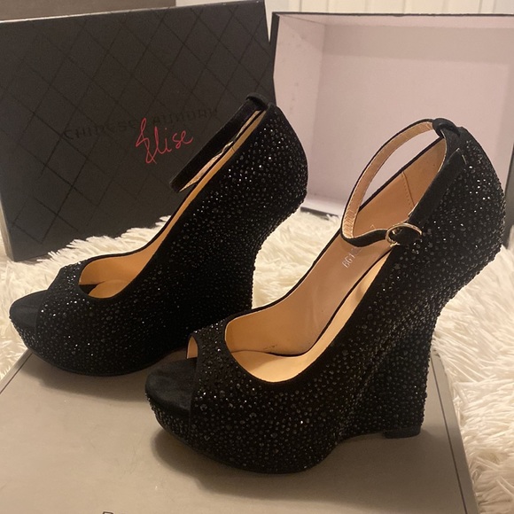 Chinese Laundry Elise Suede Black Crystal Wedge in US 7.0 EUR 37.5 - Picture 3 of 14